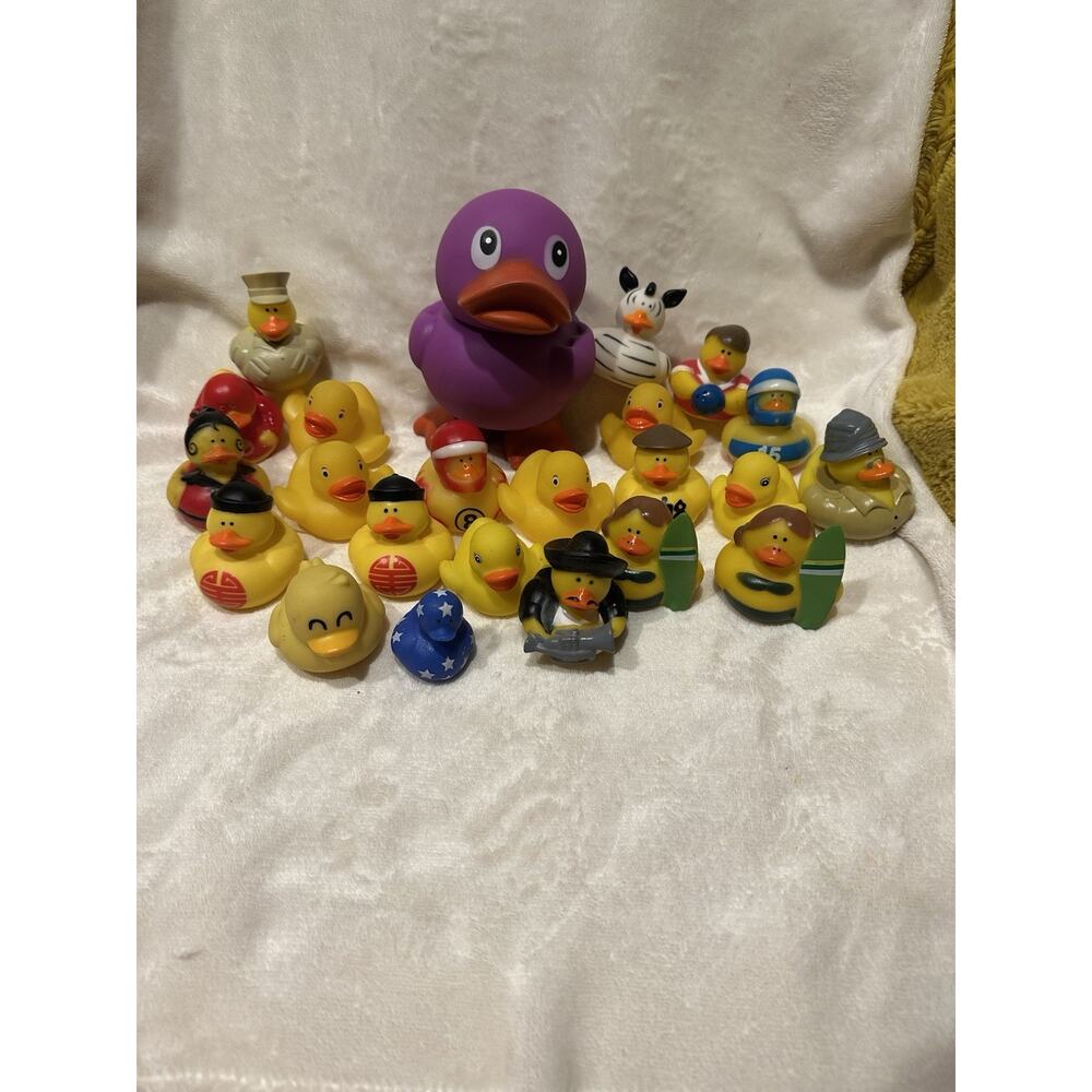 Lot of 23 small Plastic Duck Figurines & 1 large Assorted Colors & Designs Jeep
